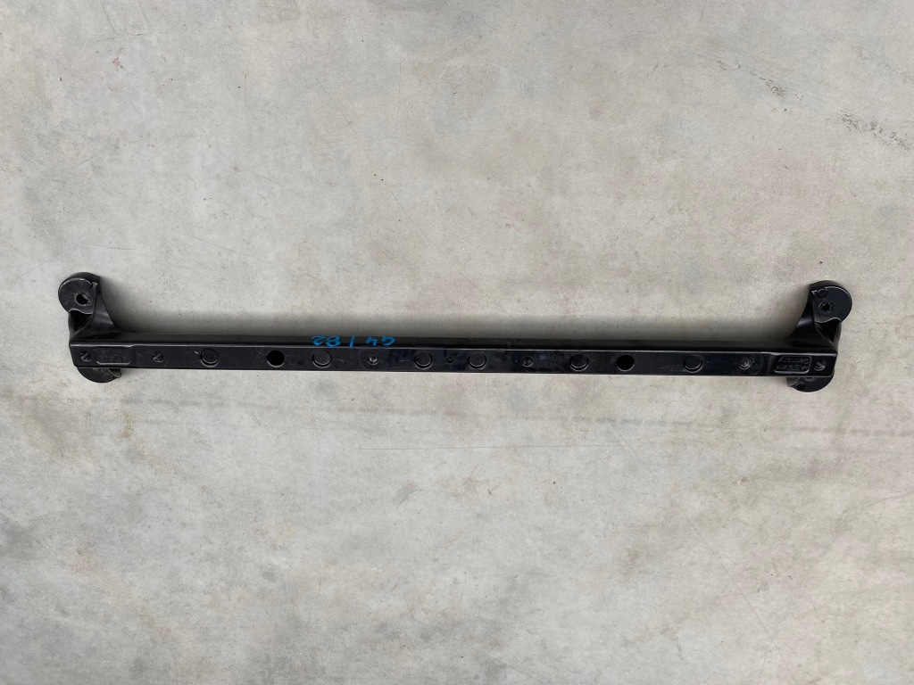 фото №1, Кронштейн кронштейн розпірка porsche 718 cayman gt4