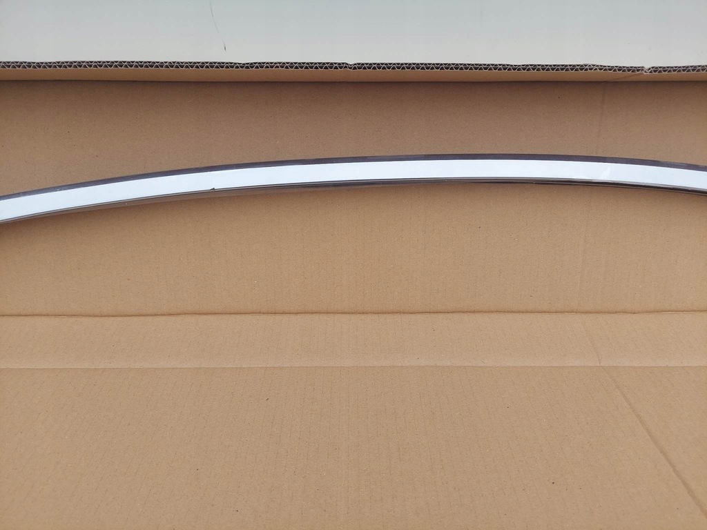 фото №3, Tesla model x молдинг хром стойка a левая nowa оригинальный номер