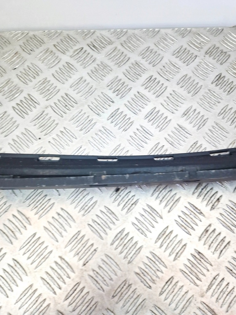 Середня молдинг заднього бампера mercedes-benz sl r230 2308850165 Ціна