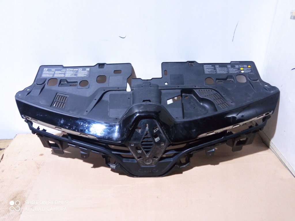 фото №1, Renault clio 4 iv 622561433r решётка радиатора решётка радиатора бампера
