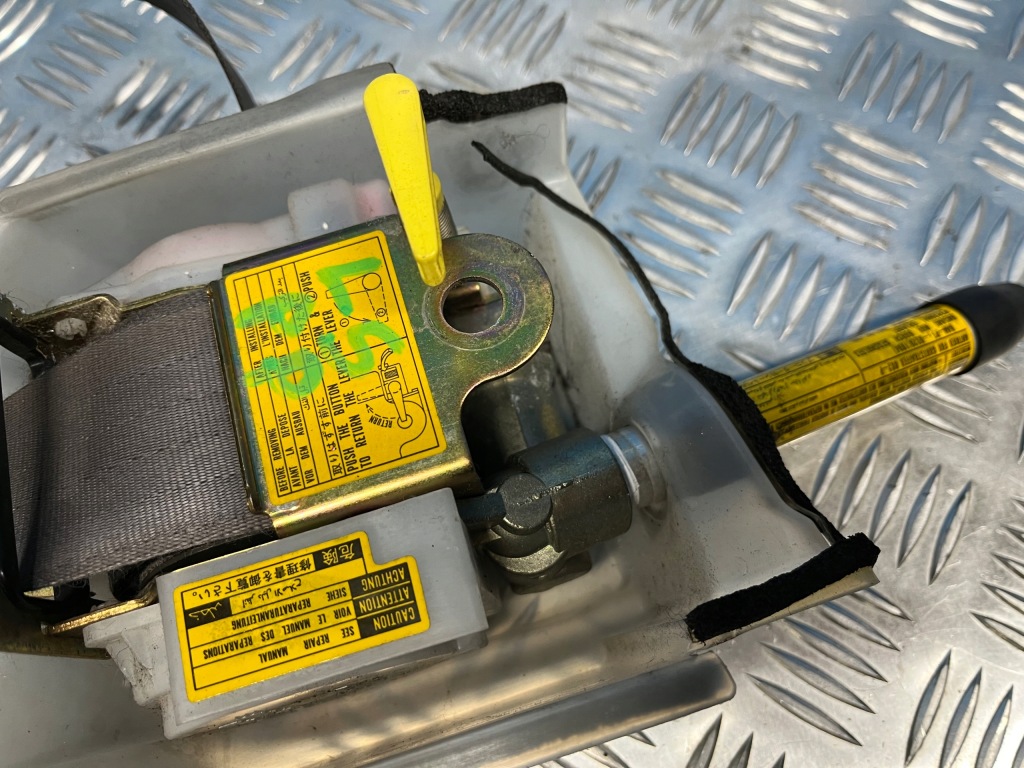 Lexus ls ii ls400 95- pas безпека правий перед Ціна