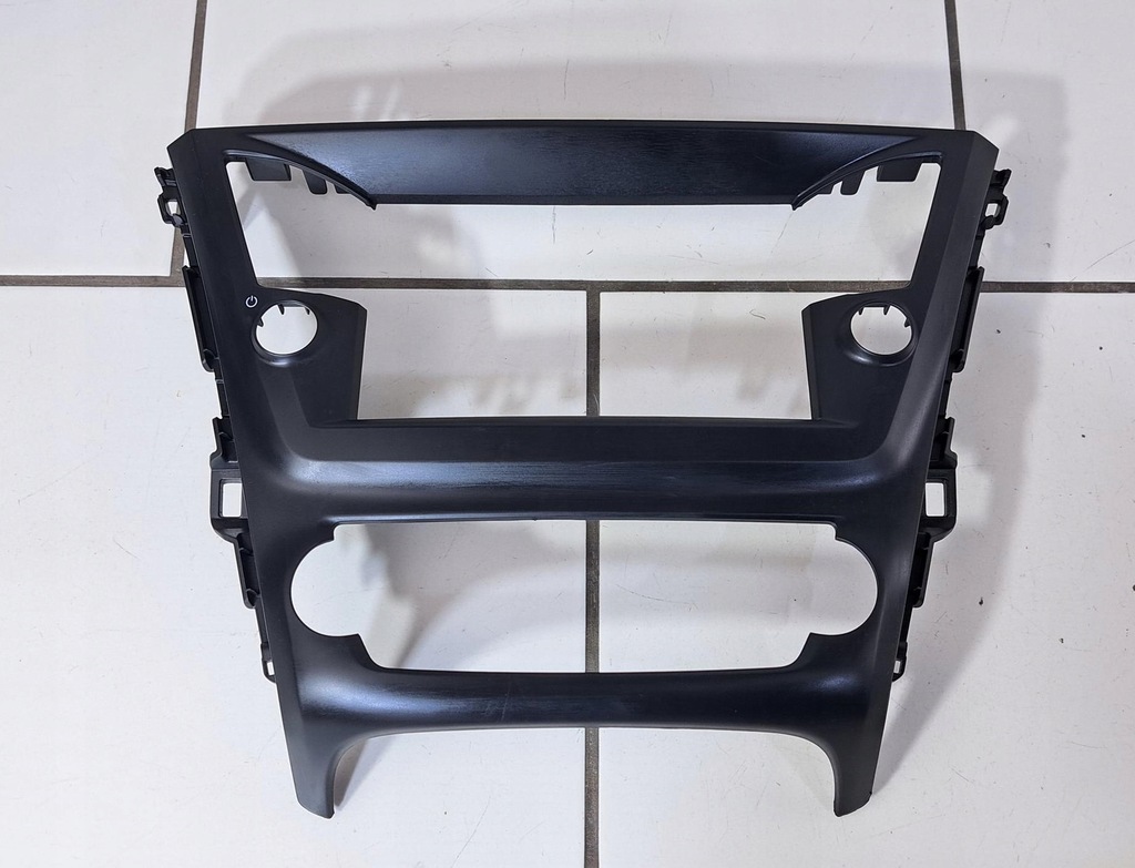 фото №1, Toyota avensis iii t27 lift t29 2015- рамка радіо навігації 55405-05290 #