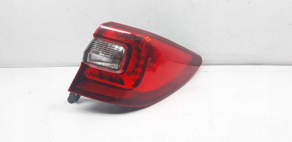 Купити Лампа правий задня 220-60228 subaru outback v 5 2.0d 2018r