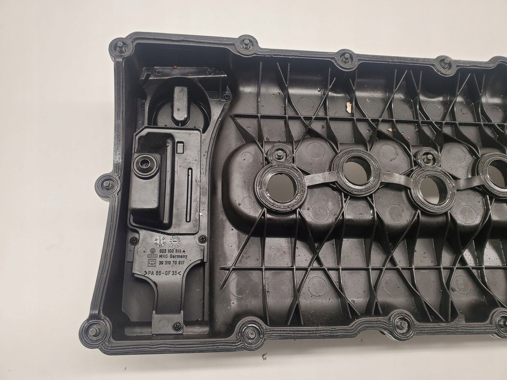 фото №5, Porsche cayenne 92a 022103515a крышки клапанов