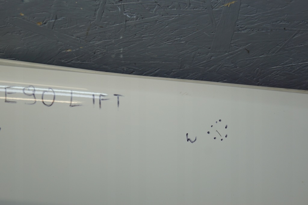 Крыло  правый  перед bmw e90 e91 рестайлинг Киев