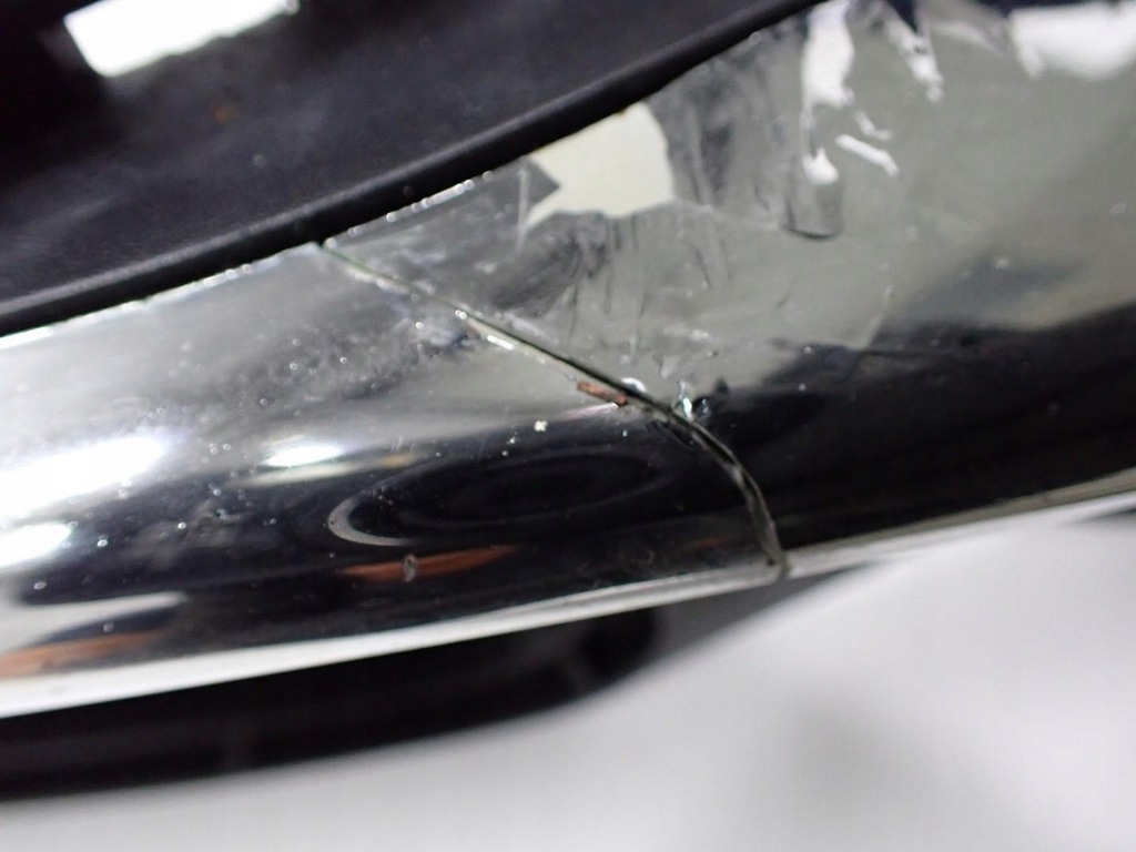 фото №10, Решётка решётка радиатора бампера перед хром комплект 68127610aa lancia voyager 15r