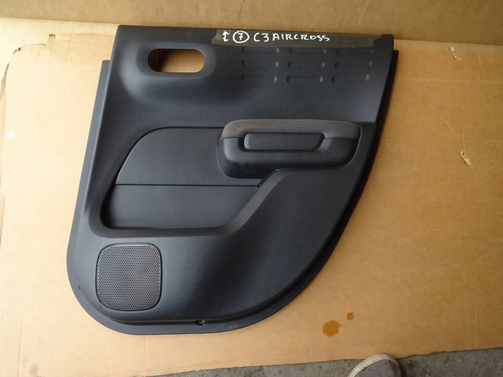 фото №1, Citroen c3 aircross обивка правая обшивка правый задняя