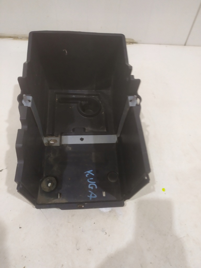Купити Корпус акумулятор focus kuga mk3 am51-10723-ae