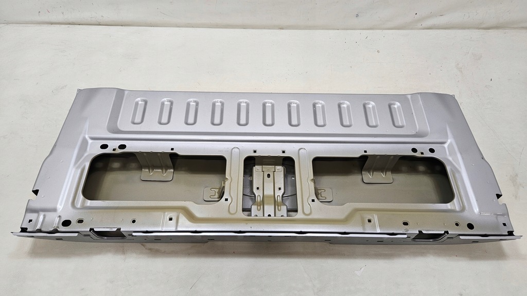 фото №8, Крышка багажника задняя задняя борт ford ranger vi оригинал ładna wildtrak