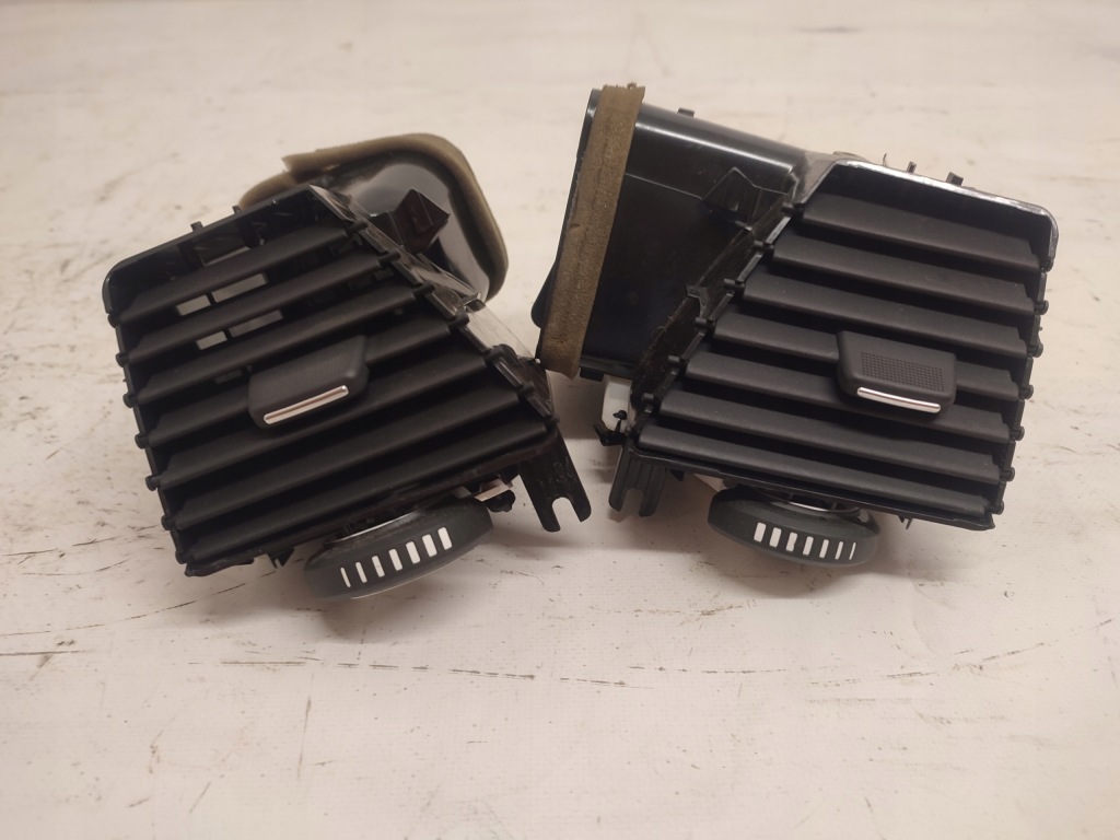 фото №1, Renault laguna iii решётка обдув правый левый перед