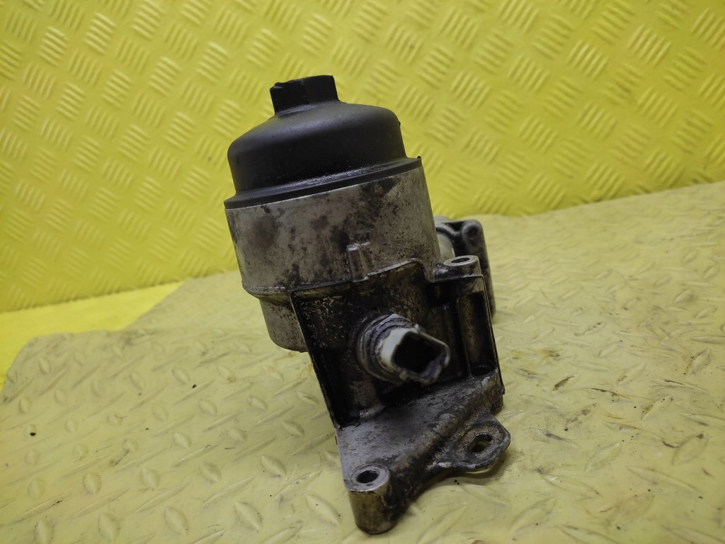 фото №5, Citroen c4 2.0 кронштейн корпус фильтра масла 6740130110