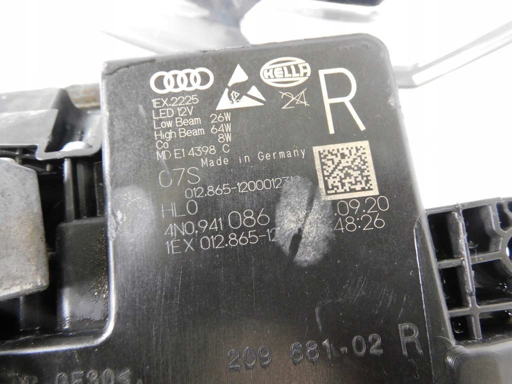 фото №16, Audi a8 s8 d5 4n лампа правая левая laser полный