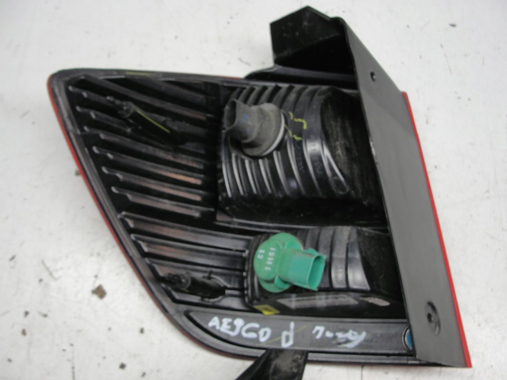 фото №8, Лампа правый задняя dodge journey freemont 08r