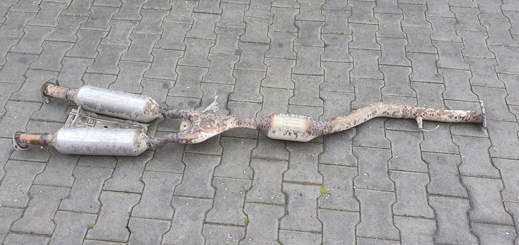 фото №1, Lexus rc 300h выхлоп гаситель