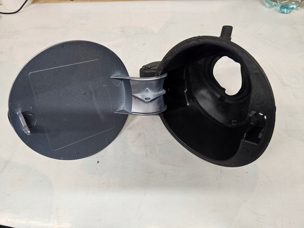 фото №6, Skoda fabia i кришка заливної пального 6y6809857b