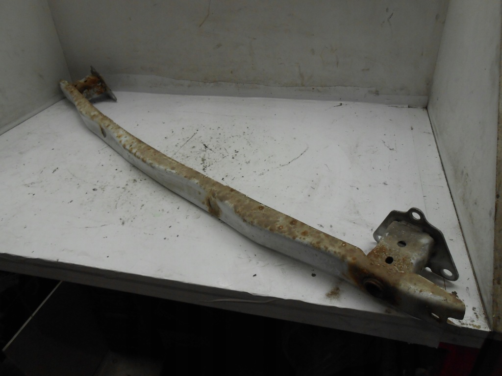 Renailt kangoo i усилитель бампера балка задняя 9358192op 9358193or Киев