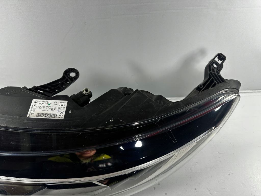 фото №10, Captur i lift лампа правая левая перед pure vision led 260105570r 260608385r