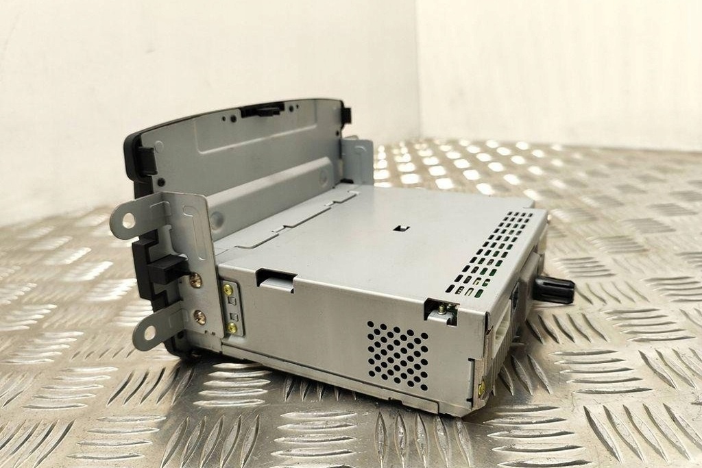 фото №9, Экран навигации opel vivaro c 281150198r 1.6l дизель 2016