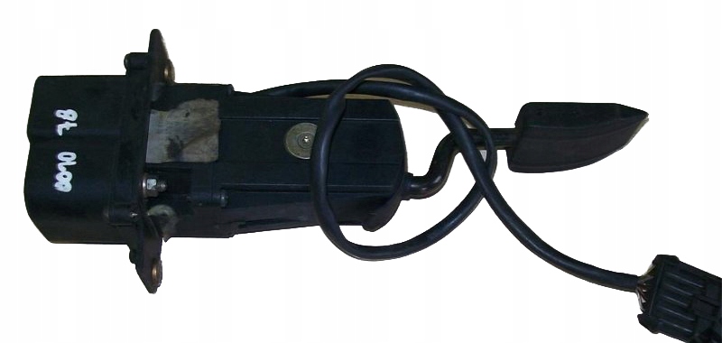 фото №1, Педаль газа iveco stralis 5-pin плоское 001078