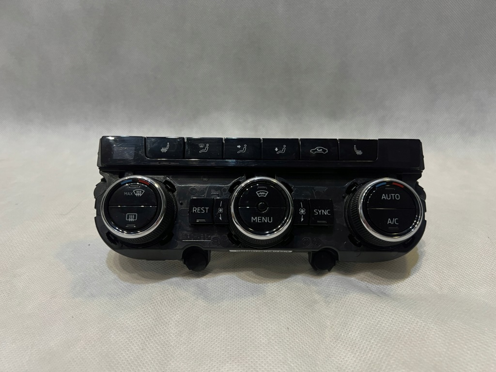 фото №1, Skoda kodiaq панель кондиционера 565907044ch