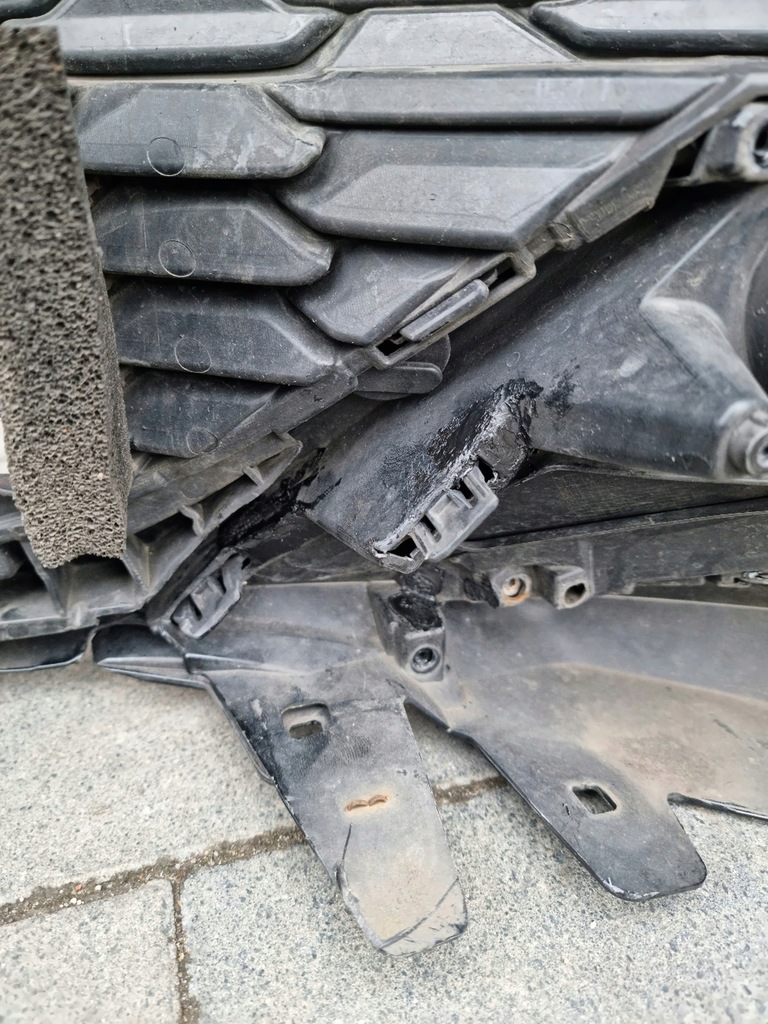 фото №13, Toyota corolla e210 hb kombi бампер передний перед