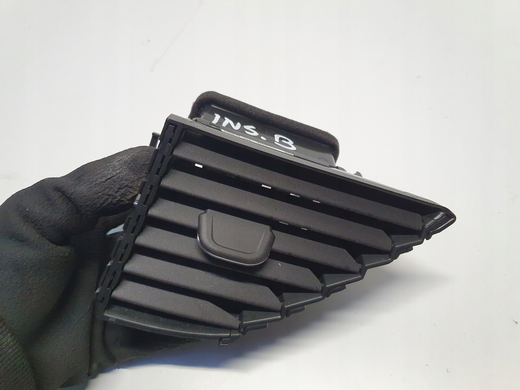 фото №1, Opel insignia b решітка обдув середня права