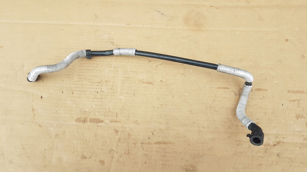 фото №1, Vw passat b7 1.6 tdi шланг труба пабтрубок  3c2612041d