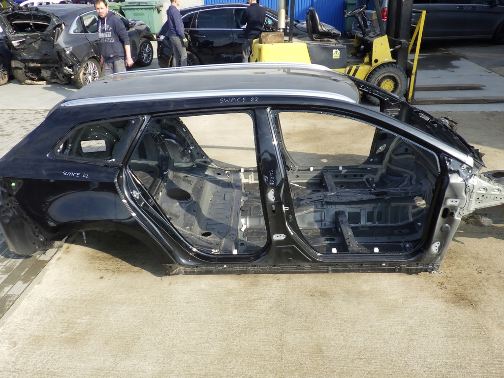 фото №1, Suzuki swace toyota corolla e21 kombi крыша рейлинг рейлинги