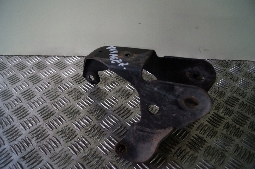 фото №1, Chrysler voyager v кронштейн подушка двигателя