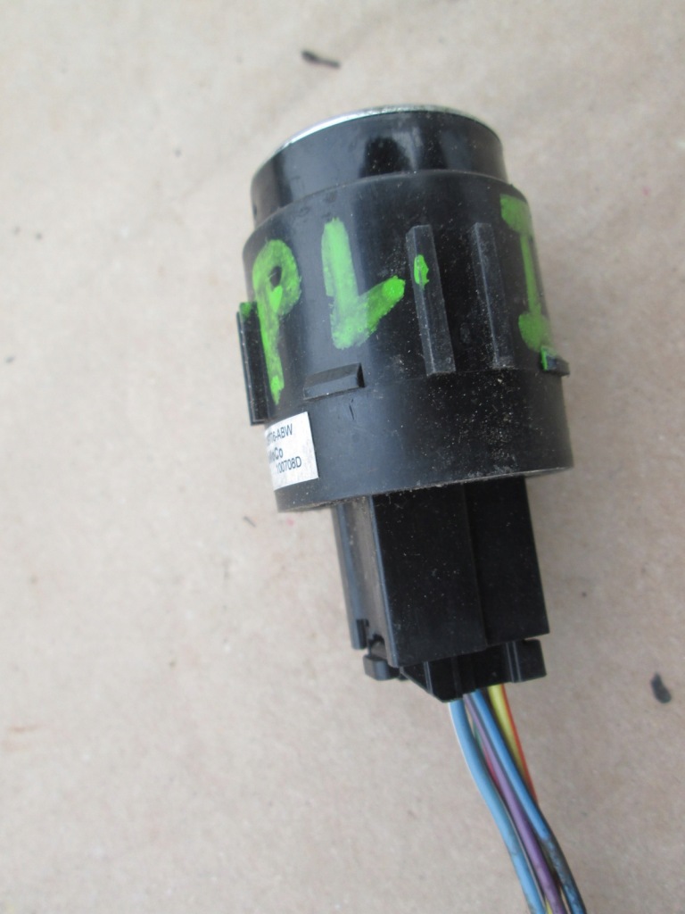 фото №3, Ford explorer 11- кнопка запуск стоп выключатель