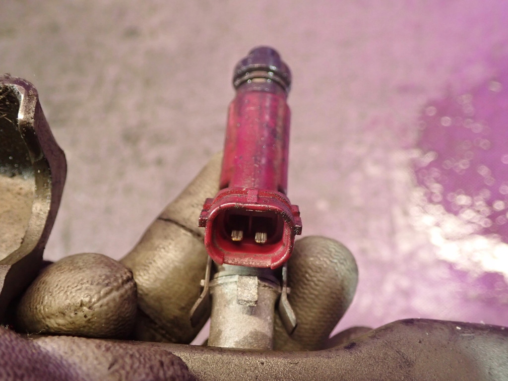 фото №7, Mazda 3 i bk 03-06 1.6 105km молдинг впрыскная 195500-3310