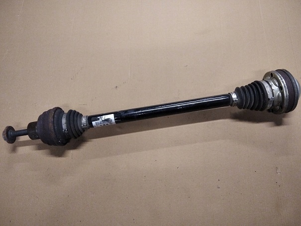 фото №1, Привідний вал задня audi q5 2.0tdi 8r0501203c