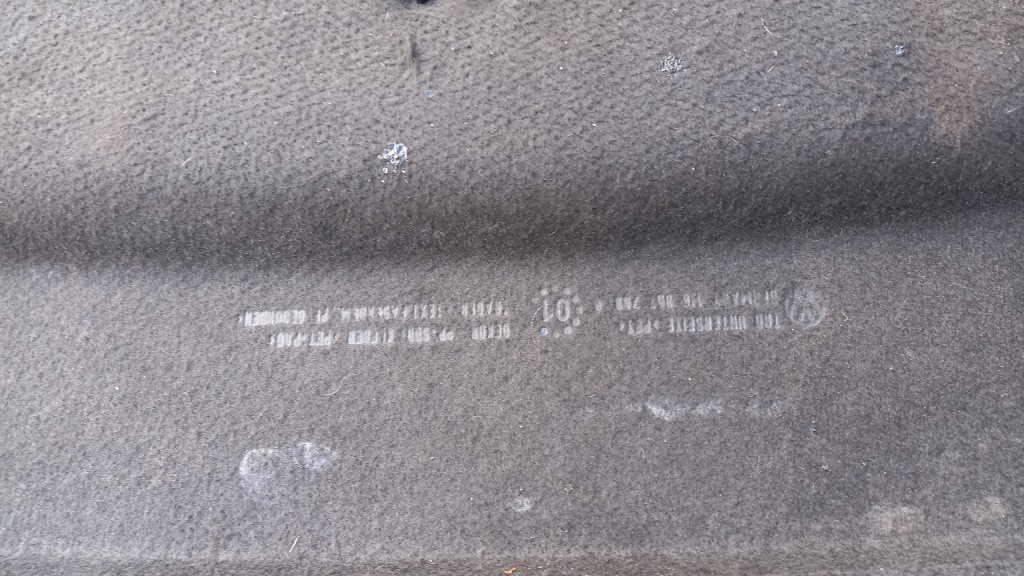 фото №3, Полиця багажника vw golf 01r