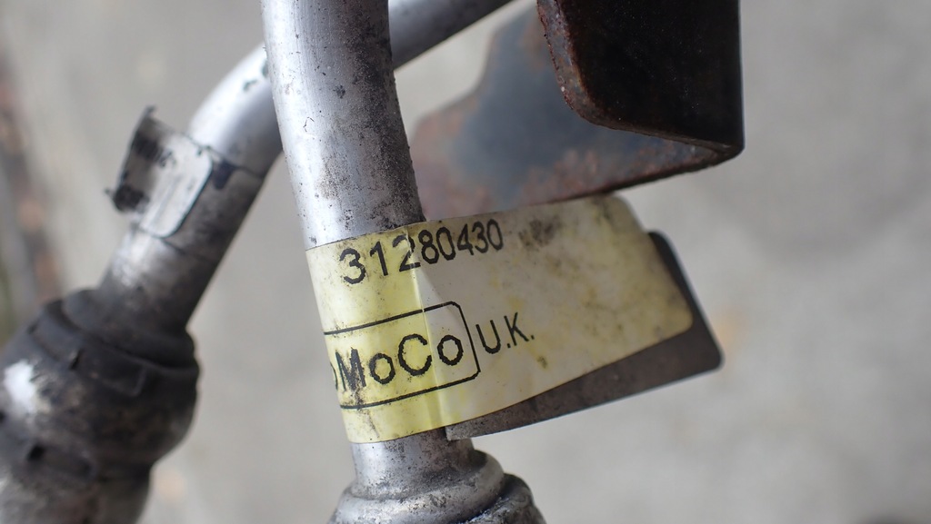 фото №13, Радиатор масла volvo v70 xc70 s80 31280430