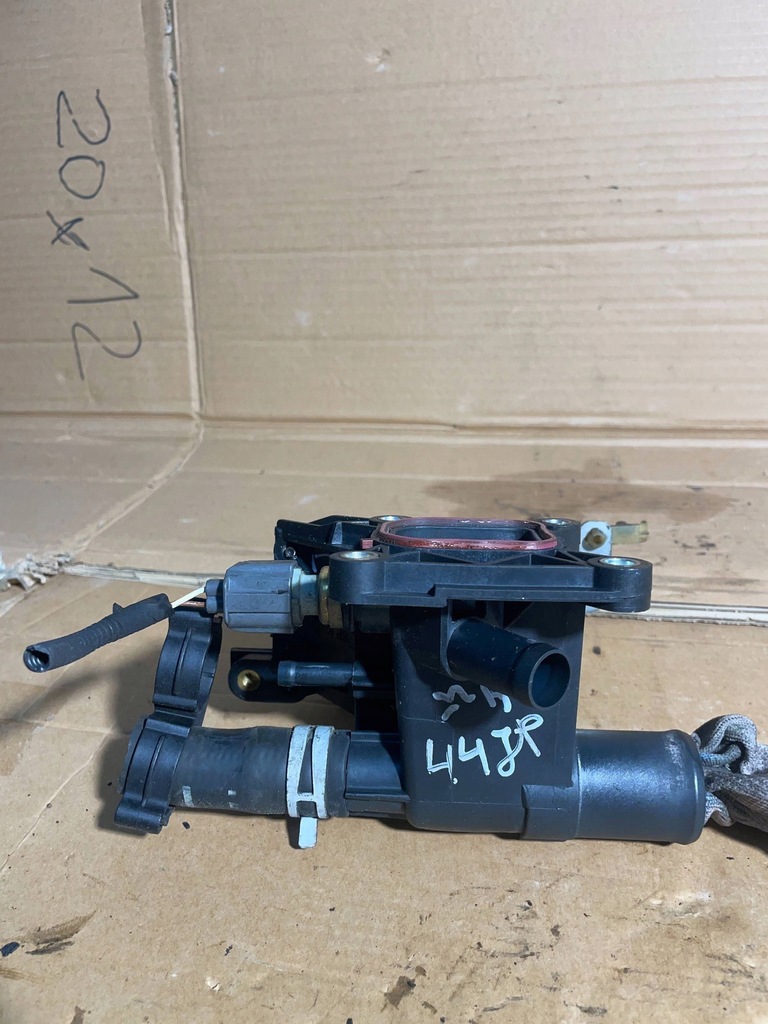 фото №6, Volvo v50 2011 корпус термостата