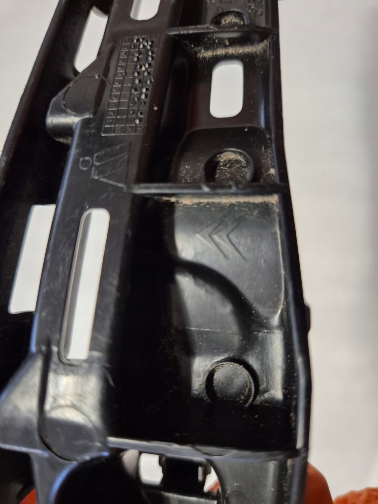 фото №7, Citroen c1 ii напрямна кронштейн бампера правий перед передній 52535-0h060 oem