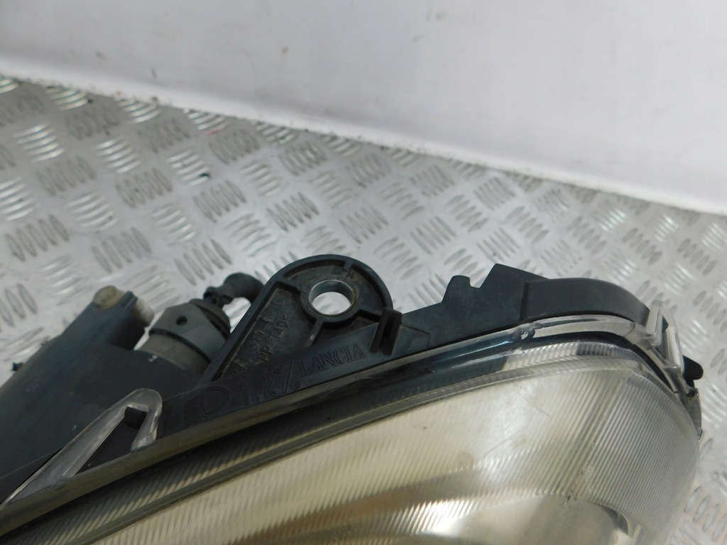 фото №6, Фара лампа ліва lancia musa lift