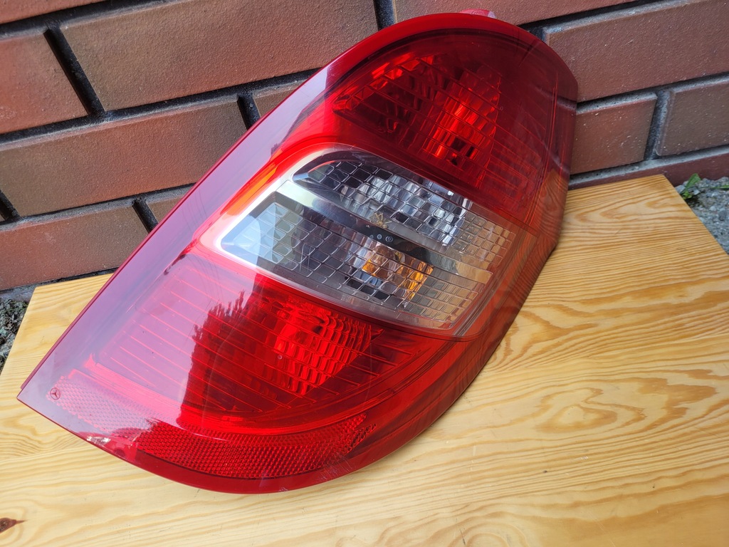 фото №6, Mercedes w169 lift лампа правый задняя avantgarde