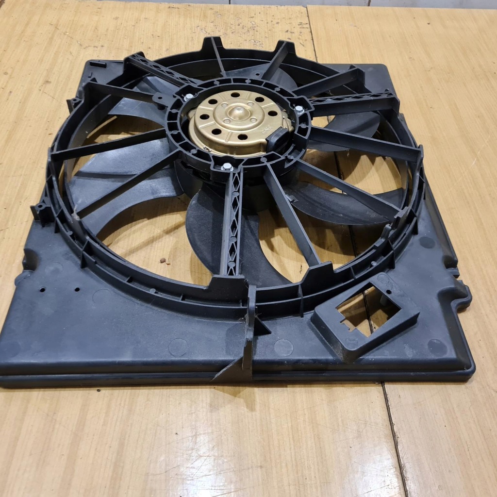 Renault megane 1 scenic вентилятор радиатора воды жидкость новый ! Недорого