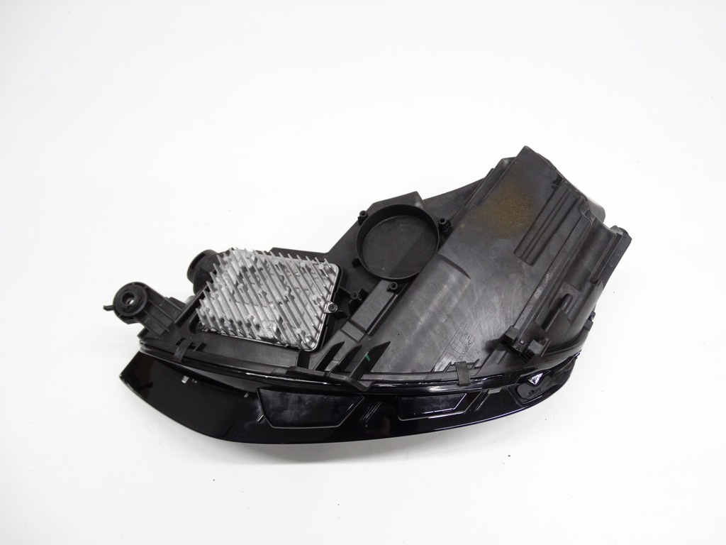 фото №12, Audi rs4 b9 lift 8w 19-24 лампа правая matrix led czarna 8w0941036j оригинал