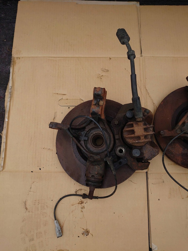 фото №8, Поворотный кулак суппорт ступица левый перед peugeot partner iii berlingo iii