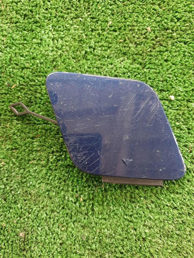 фото №1, Bmw 2 f45 f46 lift заглушка фаркоп бампера перед 7460137