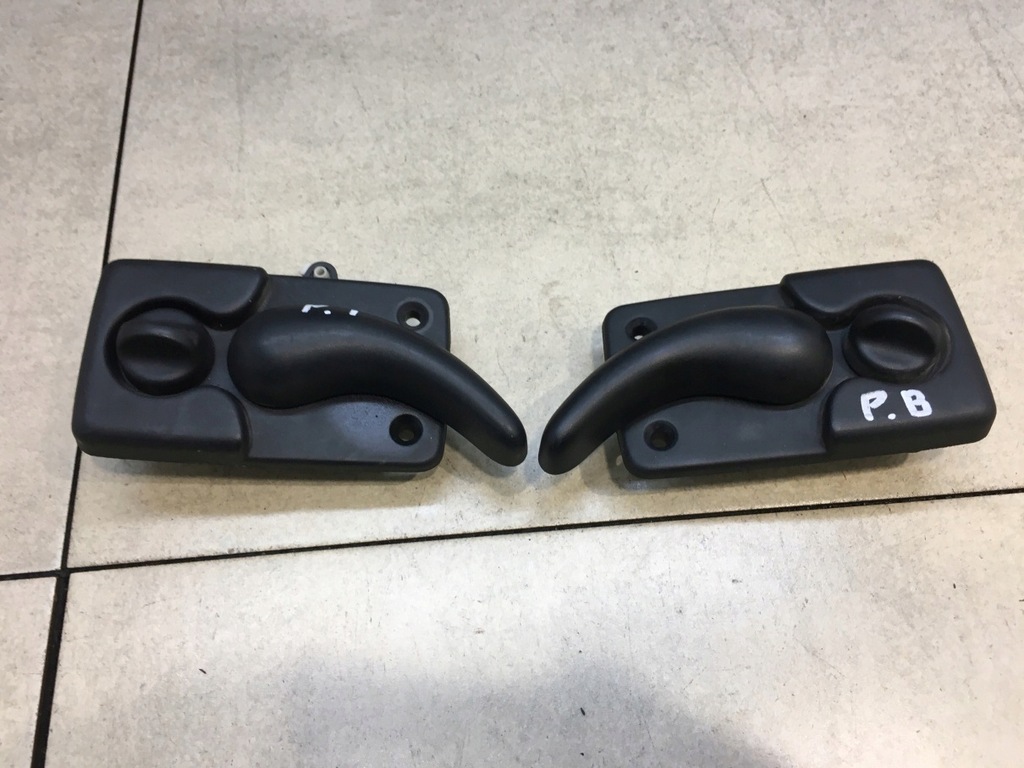 фото №1, Ручка внутрішня задня комплект movano i 7700352