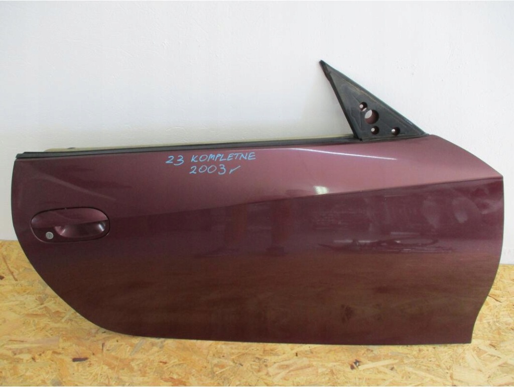 фото №1, Дверь правое bmw z4 e85 e86 merlotrot a02/3