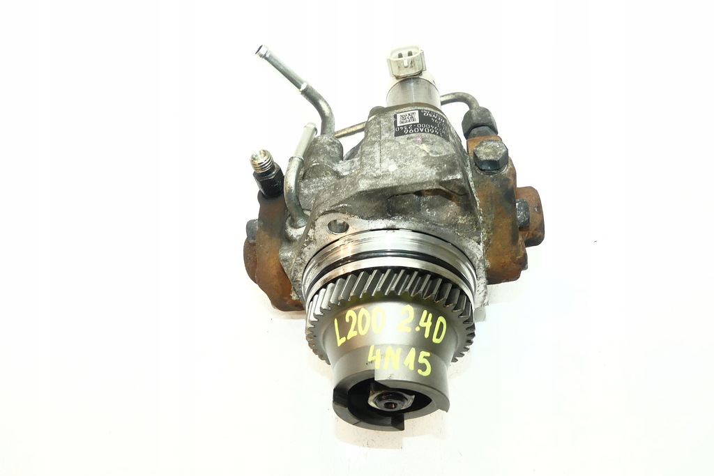 фото №1, Mitsubishi l200 2.4 did 4n15 насос впрыскная