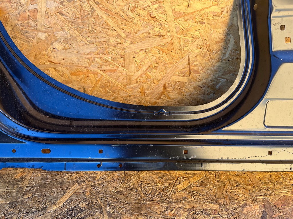 фото №6, Порог порог обшивка правый dacia duster