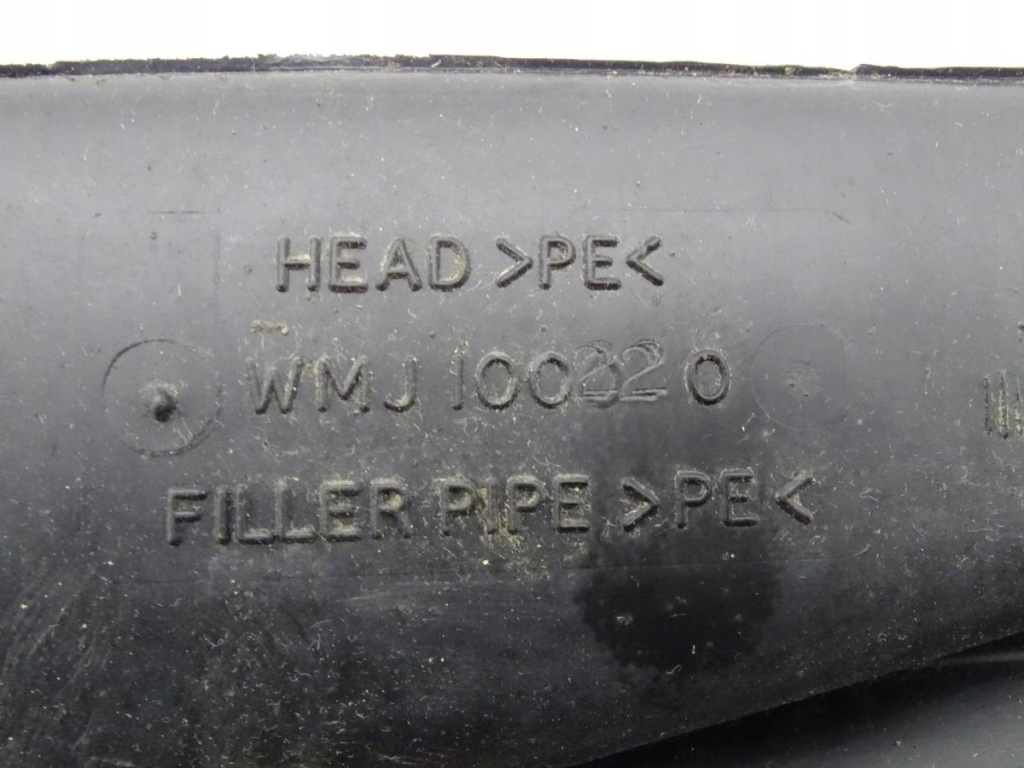 фото №3, Land rover discovery ii 2.5 td5 труба заливная горловина топлива