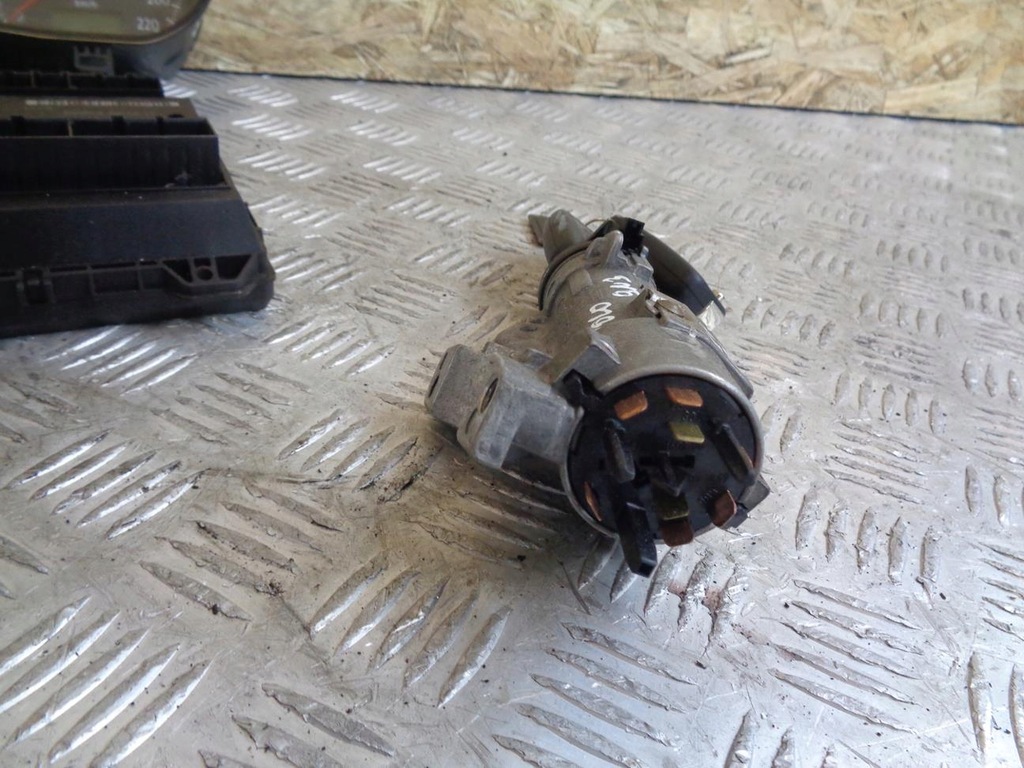 фото №6, Бортовой компьютер набор иммобилайзер vw polo iv lift 9n3 1.4 tdi 0281012551 0456906013