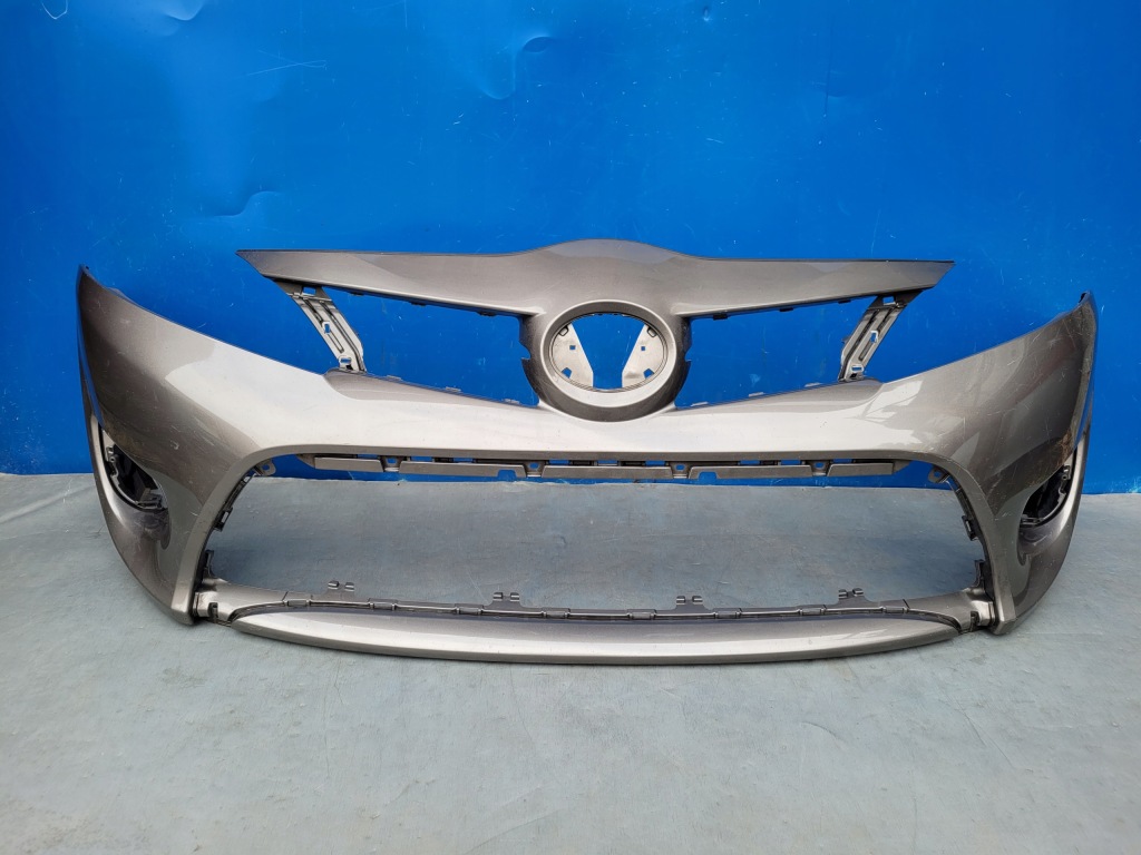 Купити Toyota verso рестайлінг  13-18 2013-2018 бампер перед передній