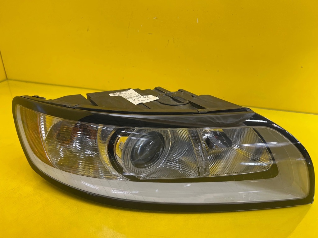 фото №1, Лампа правая volvo s40 ii v50 lift 30763034